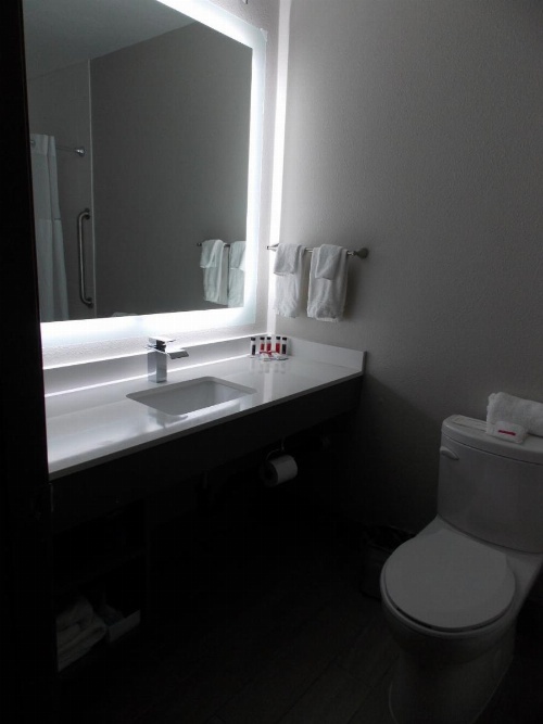 Super 8 by Wyndham Santa Cruz/Beach Boardwalk East image 16