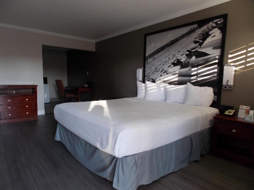 Super 8 by Wyndham Santa Cruz/Beach Boardwalk East image 21