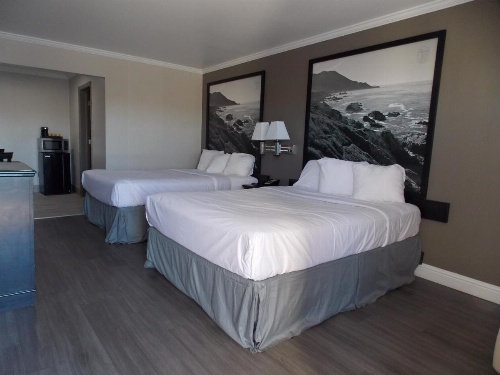 Super 8 by Wyndham Santa Cruz/Beach Boardwalk East image 23