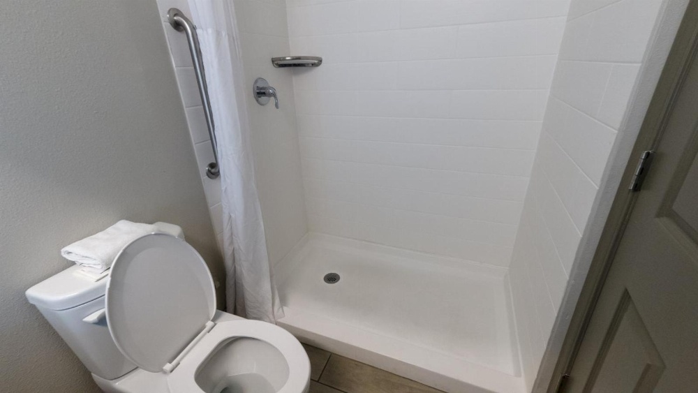 Super 8 by Wyndham Santa Cruz/Beach Boardwalk East